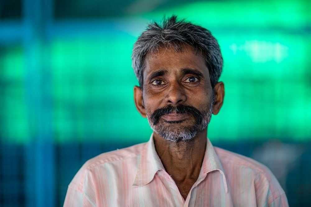 PureHeart Sekar ("cow eyes"). Dispenser of love.